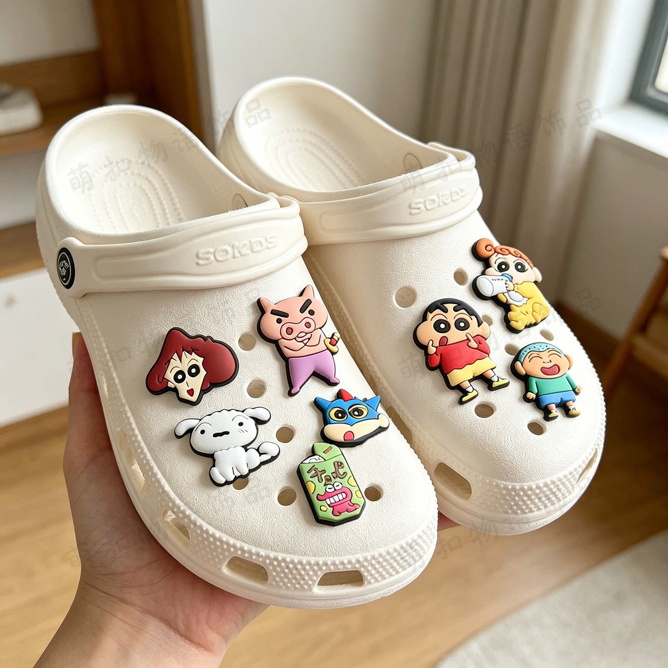 Crayon Shin-chan shoe flower a - Cosplay Prop Diy review and price
