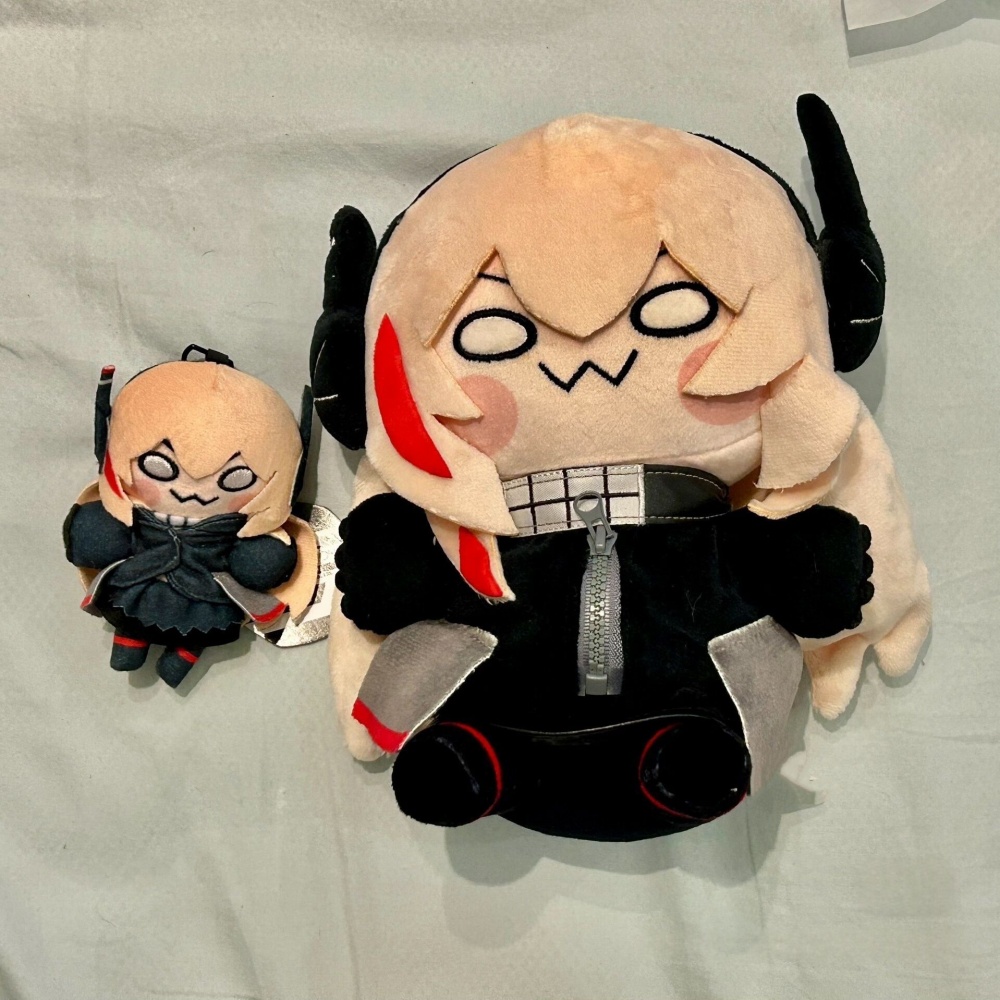 Game Girls Frontline M4 SOPMOD - Cosplay Plushie Prop review and price